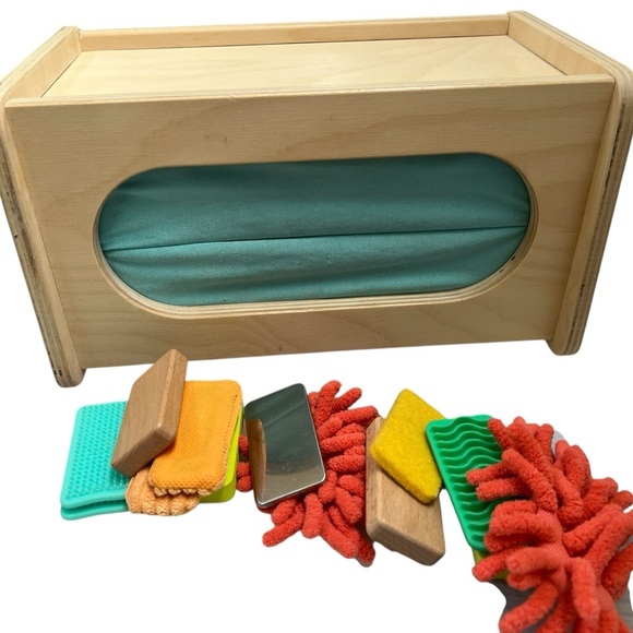 Lovevery Wooden Sensory Box w Colorful Textures Montessori toy analyst guessing - Picture 2 of 5